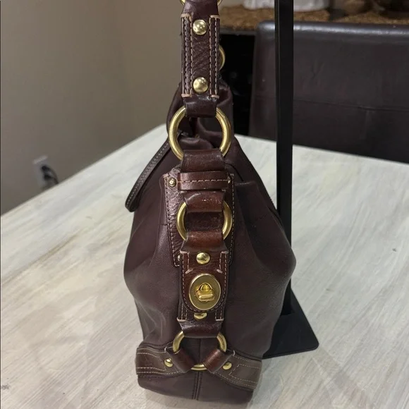 Coach Chocolate Leather Shoulder Bag with Gold Hardware - Picture 3 of 11